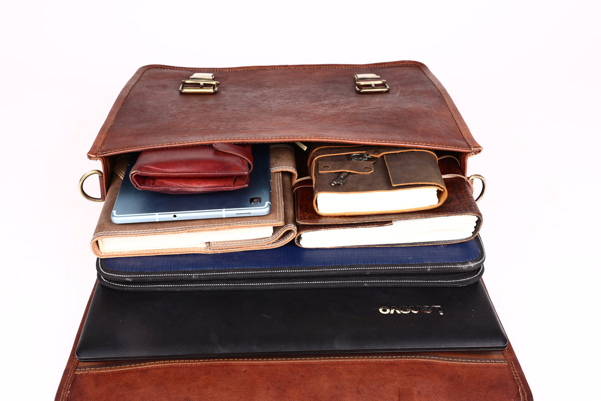Clean-Flap Full-Grain Leather Laptop Briefcase – 15 to 18 Inch - Beverfield