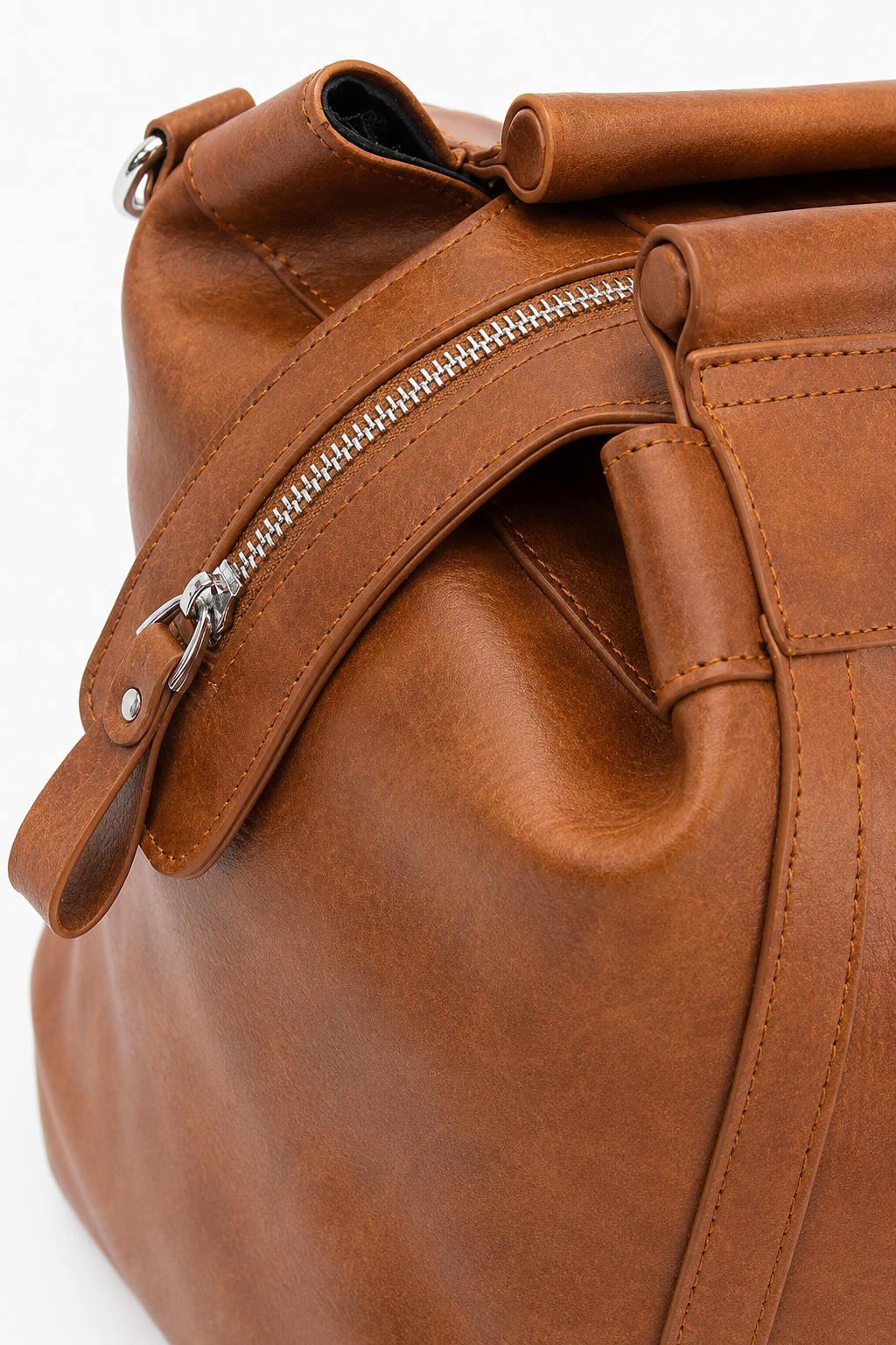 Vintage Leather Doctor Duffle Bag – 30L - Beverfield
