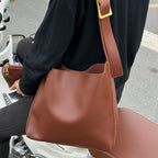 Women's Minimalist Vegan Leather Shoulder Bag – Ganna - Beverfield