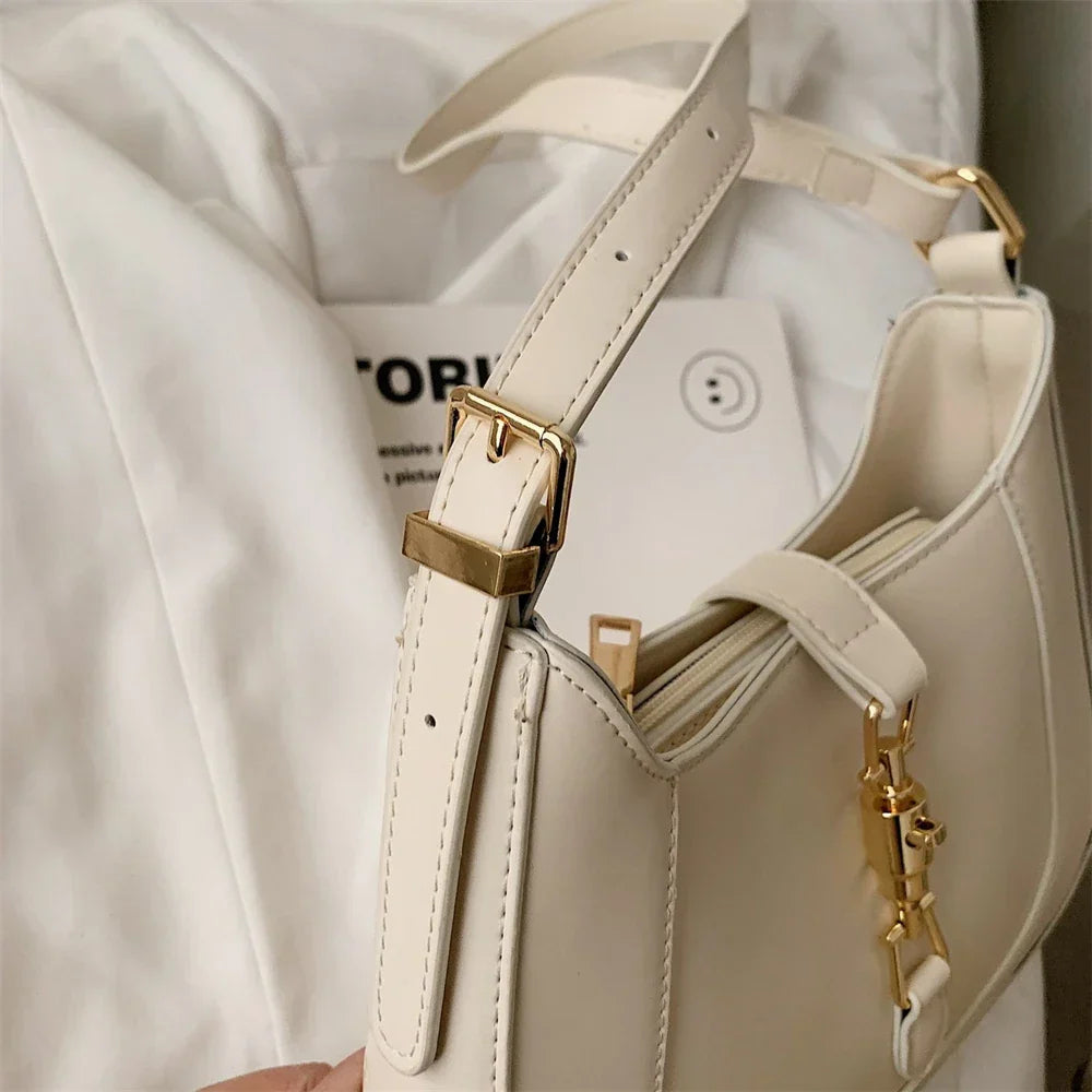 Women's Vintage Vegan Leather Shoulder Bag – Rivoire - Beverfield
