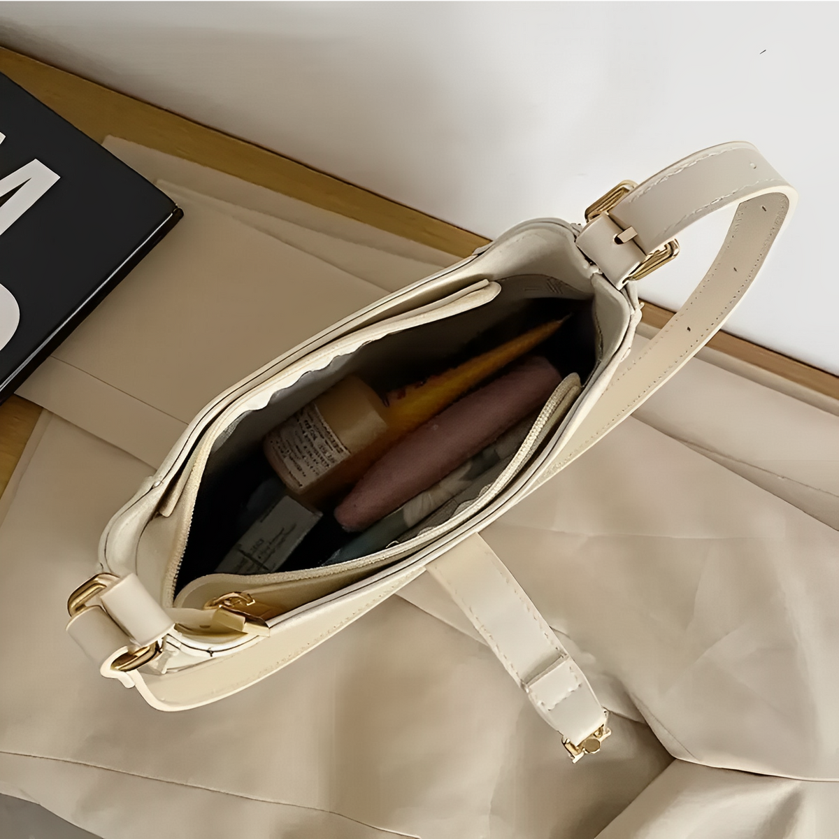 Women's Vintage Vegan Leather Shoulder Bag – Rivoire - Beverfield