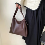 Women's Large Vegan Leather Hobo Bag with Pouch – Maud - Beverfield