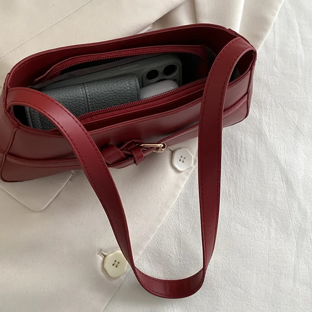 Women's Vegan Leather Baguette Shoulder Bag – Isla - Beverfield