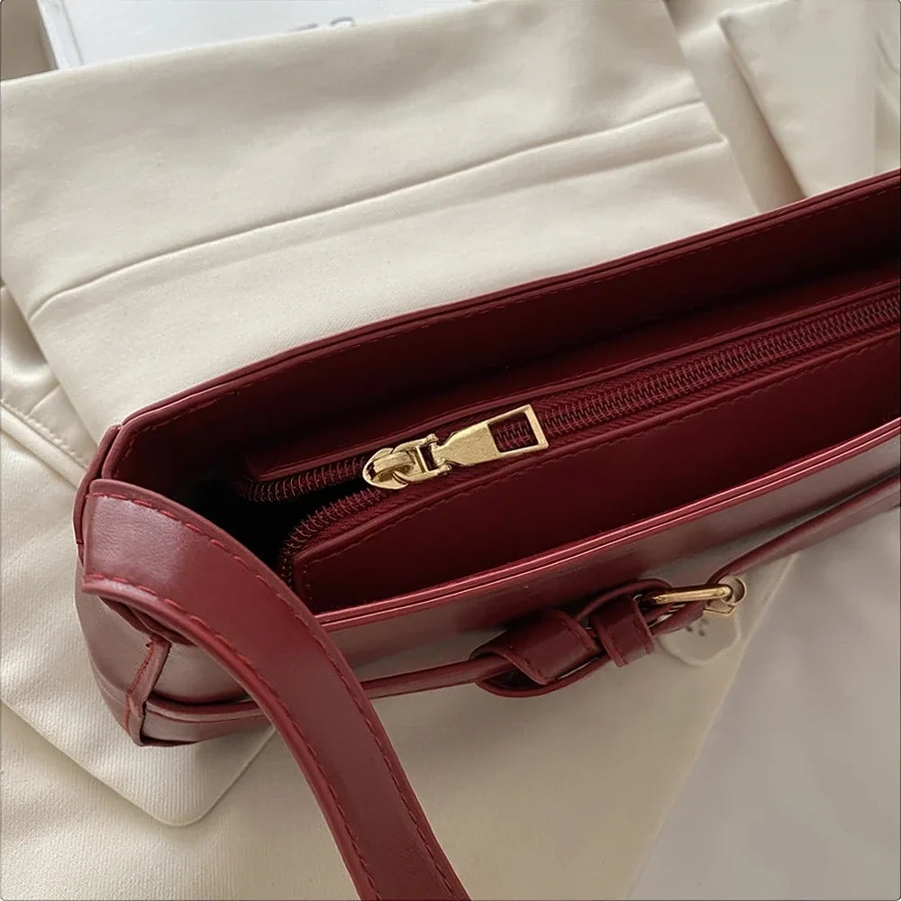 Women's Vegan Leather Baguette Shoulder Bag – Isla - Beverfield