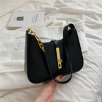 Women's Vegan Leather Shoulder Bag with Chain Strap – Allia - Beverfield