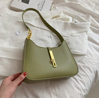 Women's Vegan Leather Shoulder Bag with Chain Strap – Allia - Beverfield