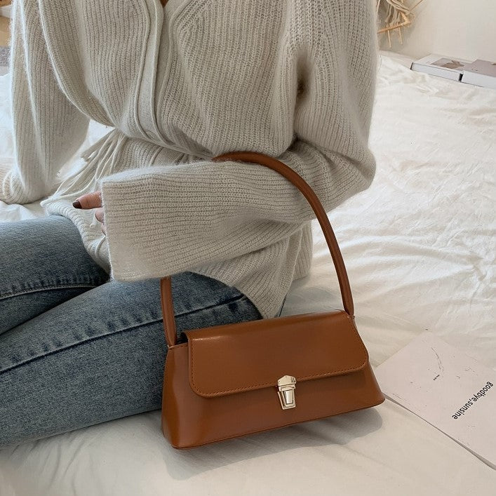 Women's Vintage Vegan Leather Shoulder Handbag – Lunelle - Beverfield
