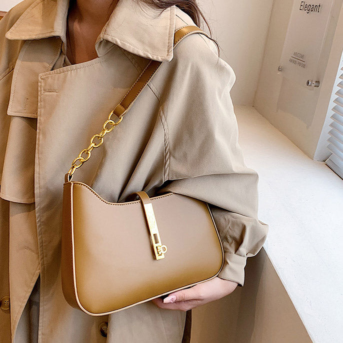 Women's Vegan Leather Shoulder Bag with Chain Strap – Allia - Beverfield