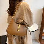 Women's Vegan Leather Shoulder Bag with Chain Strap – Allia - Beverfield