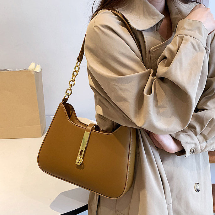 Women's Vegan Leather Shoulder Bag with Chain Strap – Allia - Beverfield