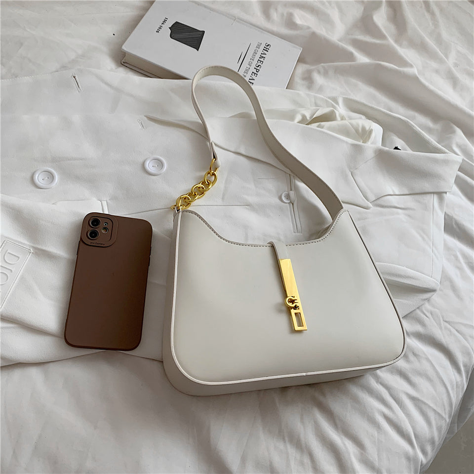 Women's Vegan Leather Shoulder Bag with Chain Strap – Allia - Beverfield