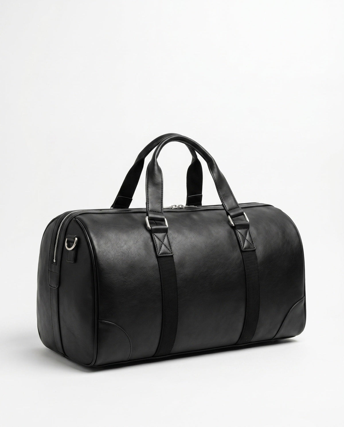 Black Vegan Leather Gym Duffle Bag – 22L - Beverfield
